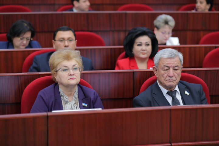 Медработников Узбекистана будут допускать к практике только после госрегистрации