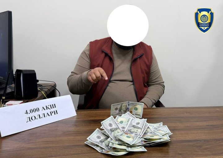 В Ташкенте мошенник вернул долг фальшивыми долларами