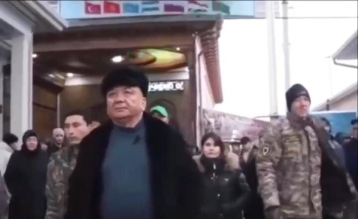 Скандально известный табиб из Коканда продолжает пытаться оправдать себя