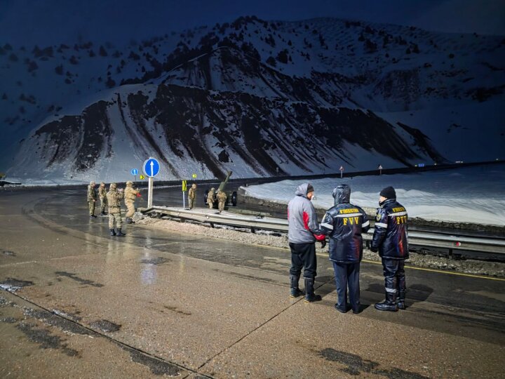 Из Ташкента в Пап 13 февраля в 01:00 назначили дополнительный поезд