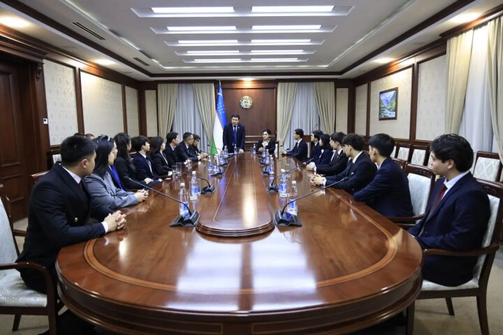 Молодым экологам Ферганской области рассказали о работе Сената Узбекистана