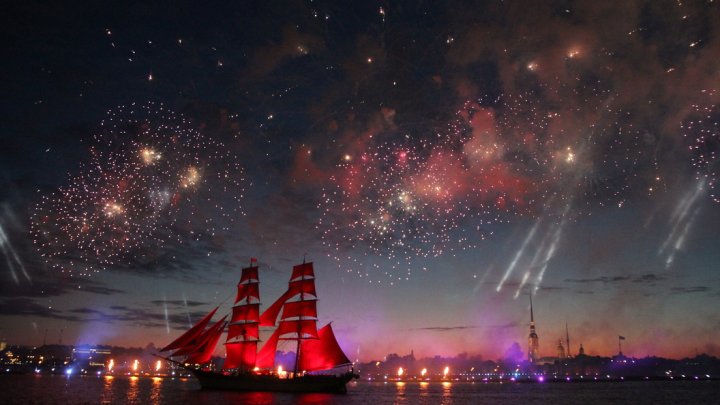 В Самарканде уволен чиновник, который за счёт государства отправил своих родственников посмотреть на «Алые паруса»