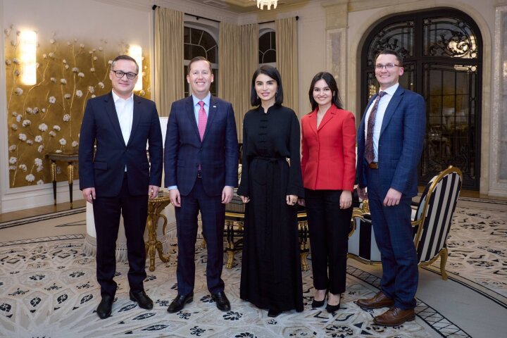 Саида Мирзиёева приняла участие в заседании узбекско-американского совета