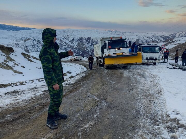Непогода отрезала село от цивилизации в Кашкадарьинской области